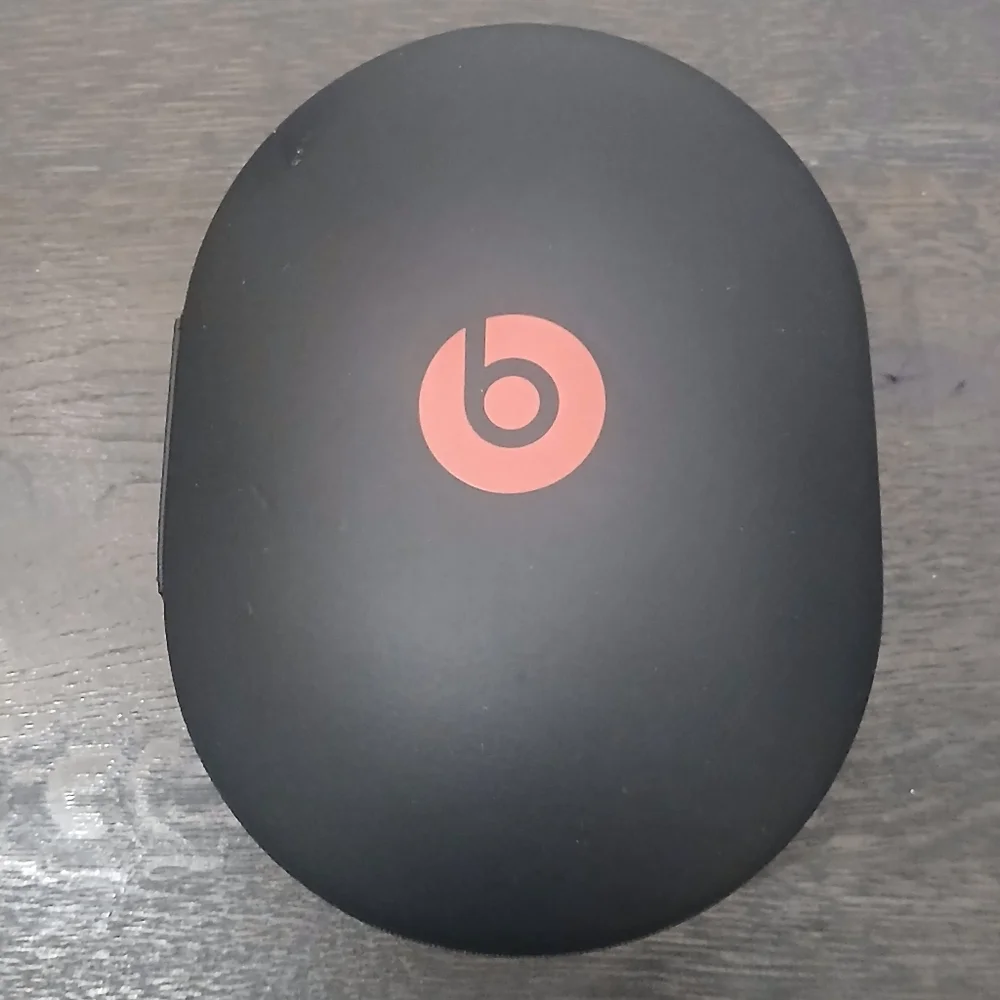 Beats By Dre Hard Shell Zip Carrying Case Beats 3